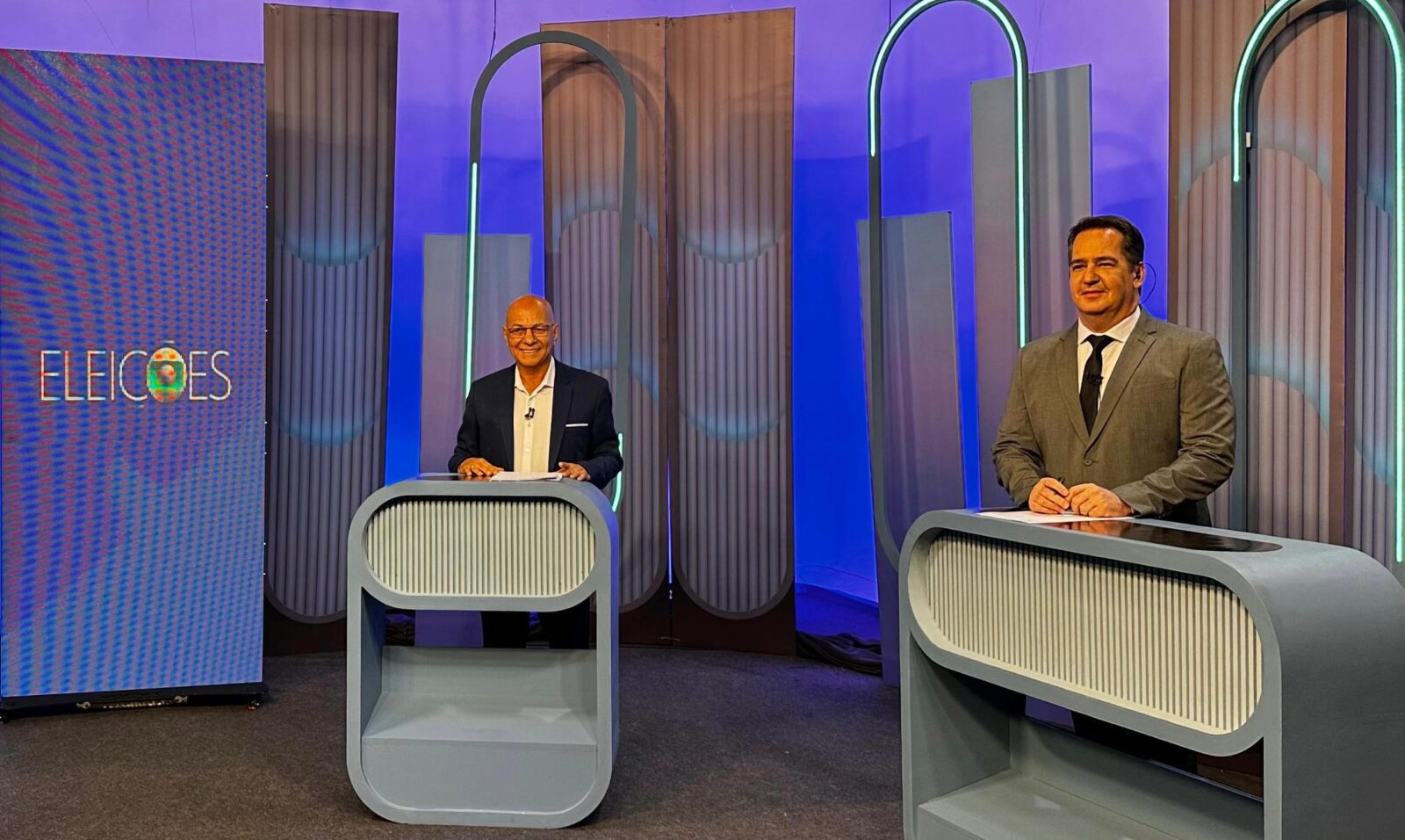 Professor Alcides vence debate na TV Anhanguera e mostra que Leandro não sabe o PIB do município