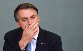 Moraes rebate narrativa de perseguição a 'velhinhas com a bíblia’