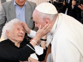 A morte do Papa Francisco e o impactodo luto coletivo no mundo