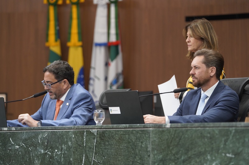 PEC da Segurança Pública domina debates na sessão da Alego
