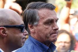 Bolsonaro terá de usar tornozeleira eletrônica por determinação do STF