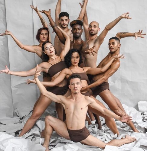 Oficina gratuita de balé clássico em Goiânia une técnica, consciência corporal e mestres da dança