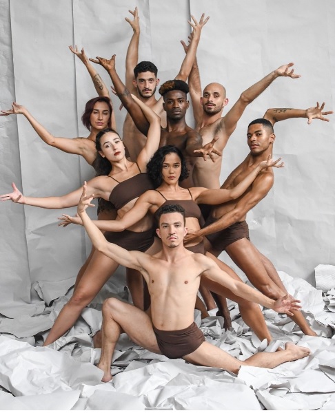 Oficina gratuita de balé clássico em Goiânia une técnica, consciência corporal e mestres da dança