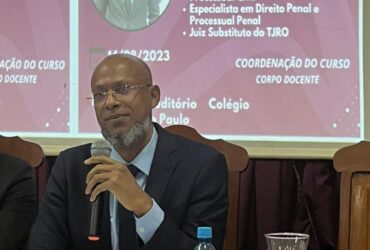 Juiz Robson Albino dos Santos